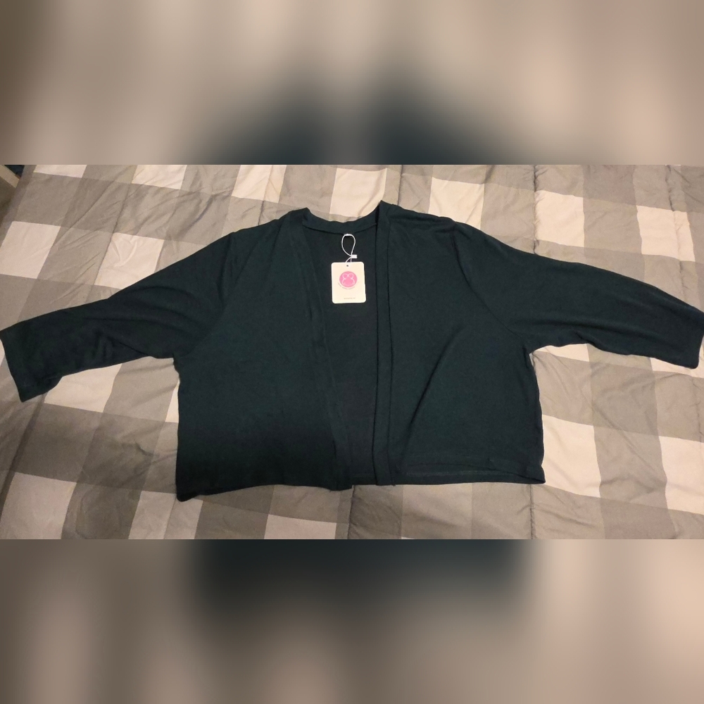 2X Women's Dark Green Shrug Sweater